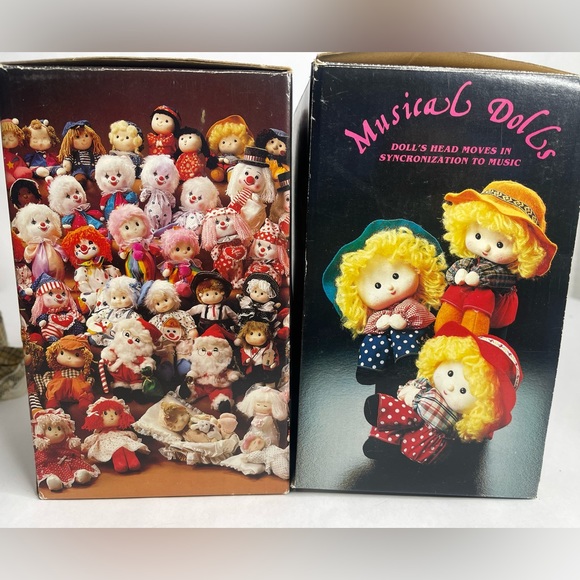 Vintage 90s Dollmax Bundle of 2 ANIMATED WIND UP DOLLS WITH MUSIC BOX HTF - Picture 4 of 13